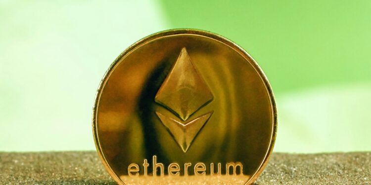 Ethereum koers herstelt na FOMC – welke crypto nu kopen?