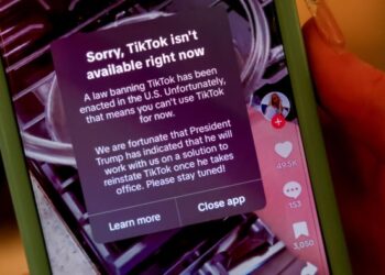 TikTok goes dark across US