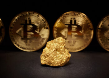 Why Bitcoin And Crypto Will Not Recover Before US Equities Market: Expert