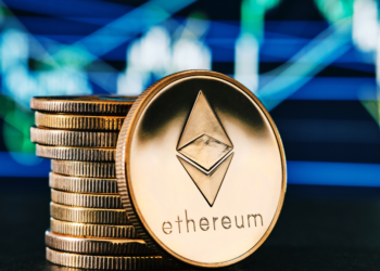 Ethereum Breakdown, Analyst Eyes $1,130–$1,200 Price Target