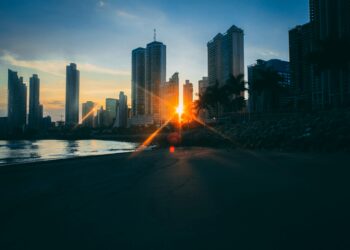 Is Panama City Next? Mayor Teases Bitcoin Reserves After Diplomatic Exchange