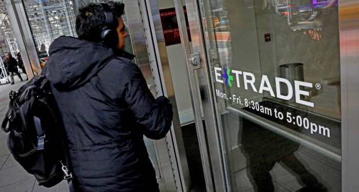 Morgan Stanley weighs move to offer crypto trading on ETrade platform