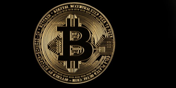 Bitcoin Elliott Wave Count Predicts Further Crash To $94,000, But What Next?