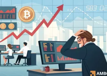 Bitcoin short term holders are selling at a loss.