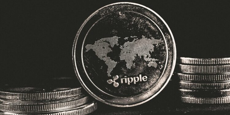 XRP Daily New Addresses Plunge 80% In 2025 — Bearish On-Chain Metrics Raise Alarm