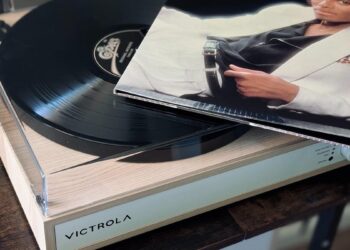 Should you buy an electronic turntable? I ditched my Bluetooth speaker for one and didn’t regret it