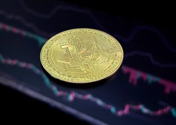 Market Expert Debunks Possible Bitcoin Top In November Using 9-12 Months Retail Cycle