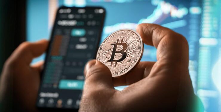 Bitcoin sa drží nad 114 000 $. Oplatí sa ešte stratégia DCA?