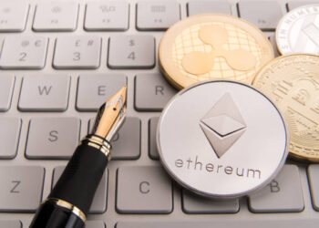 Real Vision CEO Raoul Pal Calls ‘Full Port’ Into XRP, Ethereum