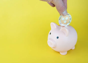 Analyst Says XRP Price Could Explode 44,000% To Cross $1,000