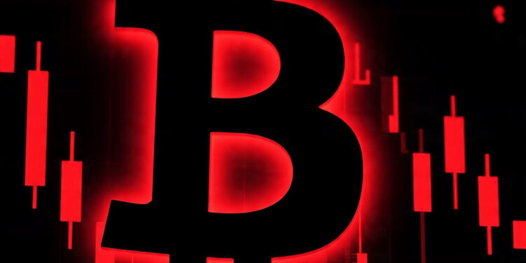 Spot Bitcoin ETFs Bleed $812 Million: Second‑Largest Exit Ever