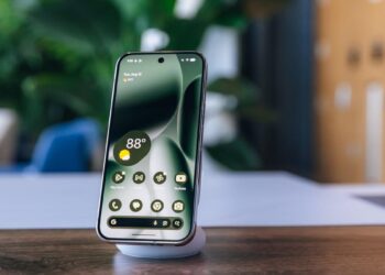 I’m a diehard Pixel fan, but I’m not upgrading to the Pixel 10. Here’s why