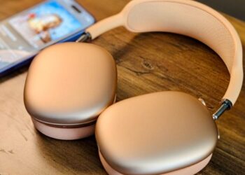 I compared the best headphones from Apple, Sony, Bose, and Sonos: Here’s how the AirPods Max wins