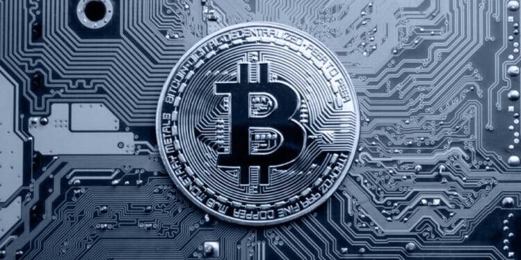 Fundstrat’s Tom Lee Sees Bitcoin Tripling By Year-End