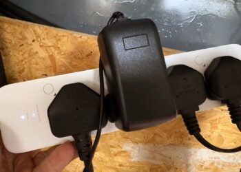 Your electronics could be quietly draining energy – this gadget prevents that