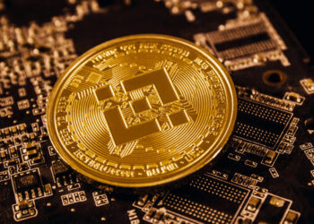 BNB Cup-And-Handle Breakout Powers Past $1,050, A Move To $1,100 Next?