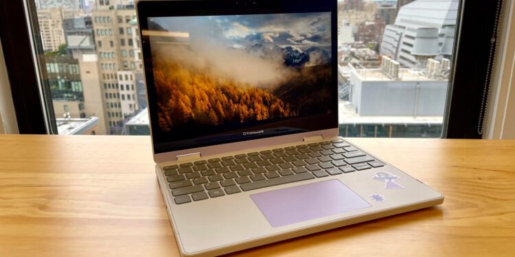 How this DIY Windows laptop stole my heart from more expensive models (and it works with Linux)