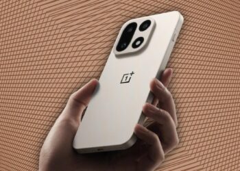 If these OnePlus 15 rumors are true, I’m worried for Samsung and Google in 2026
