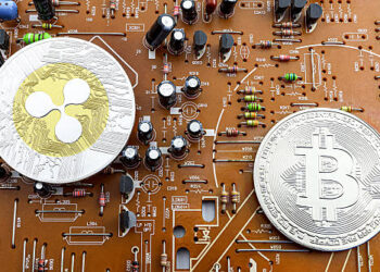 Analyst Predicts XRP Price Will Hit $100 Before Bitcoin Hits $1 Million