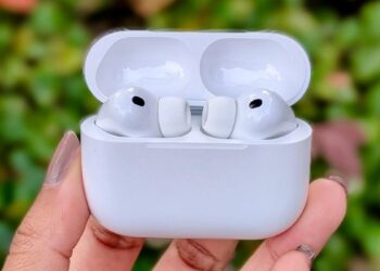 This AirPods hack is a game-changer for frequent flyers – how to find it in your iPhone settings
