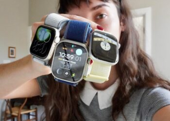 Thousands of readers bought this smartwatch this year (it’s not from Apple, Samsung, or Google)