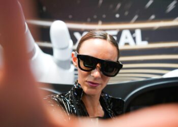 I replaced my dual monitors with these XR smartglasses – now on sale for Black Friday