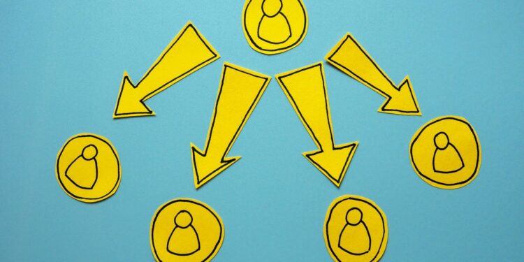 Struggling to manage it all at work? 5 ways to delegate like a pro – and lighten your load