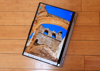 Need a versatile laptop? This IdeaPad I recommend is $450 off – here’s why it’s notable